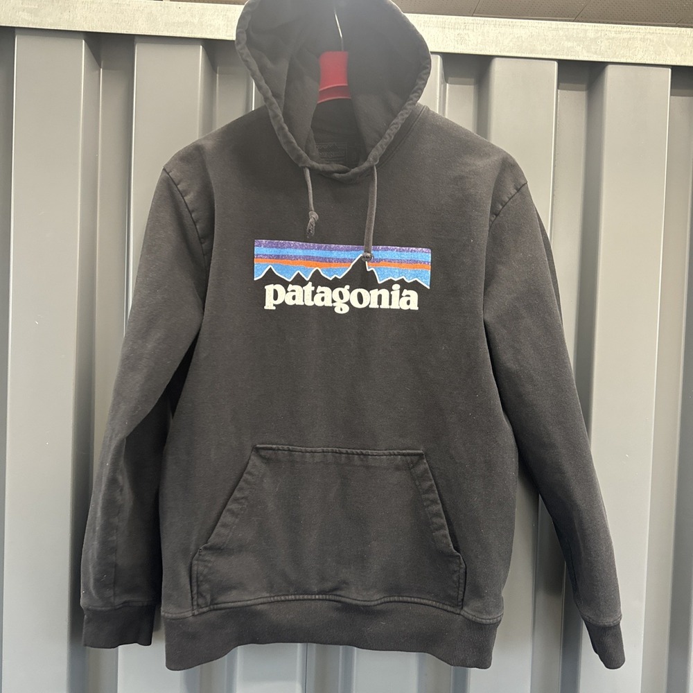 Patagonia Uprisal Men's Black Fleece Pullover Hoodie L Graphic Print Pockets